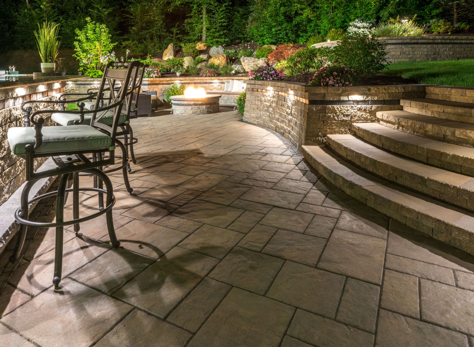 3 Reasons to Invest in Outdoor Lighting for Your Home in Glastonbury, CT