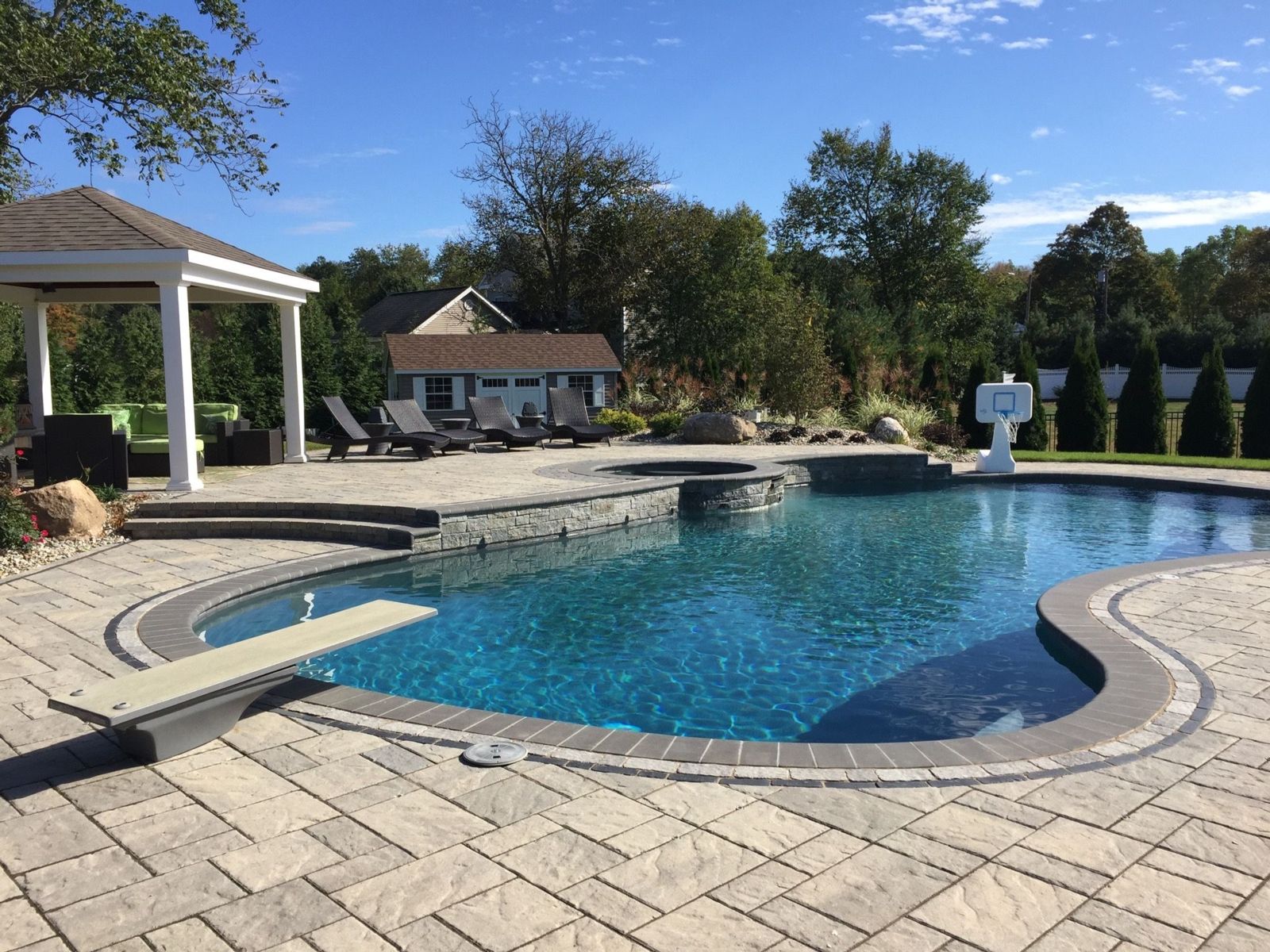 Pool Designs Well Suited to Homeowners with Kids in Farmington, CT