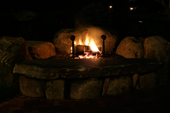 Outdoor fireplace and fire pit in Avon CT