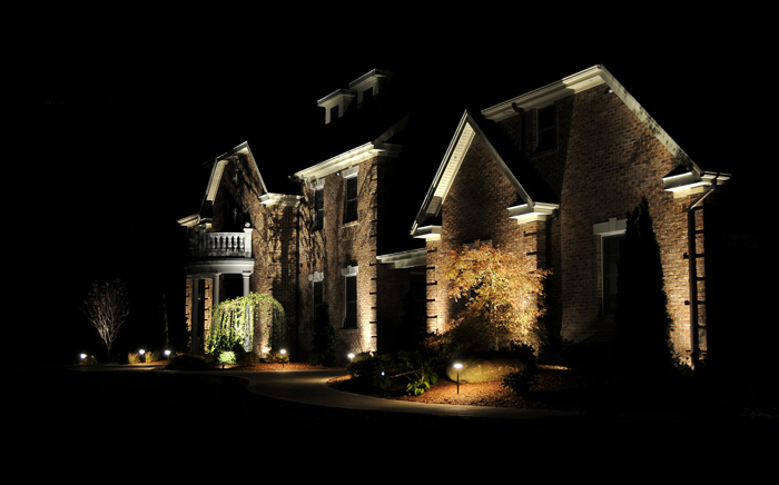 Landscapers near me in Simsbury CT with top outdoor lighting